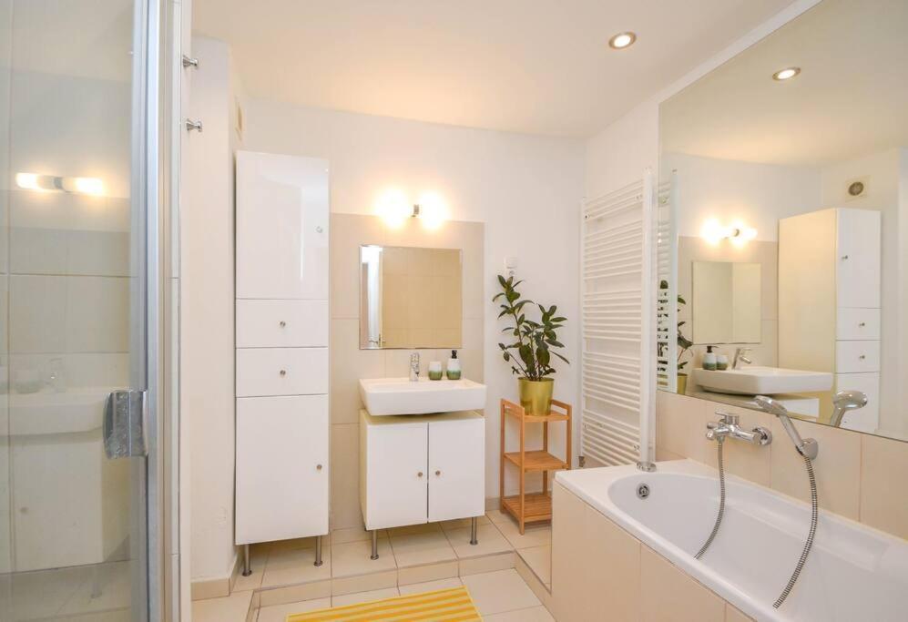 Old Town 2Br With Best View Bratislava Exterior foto